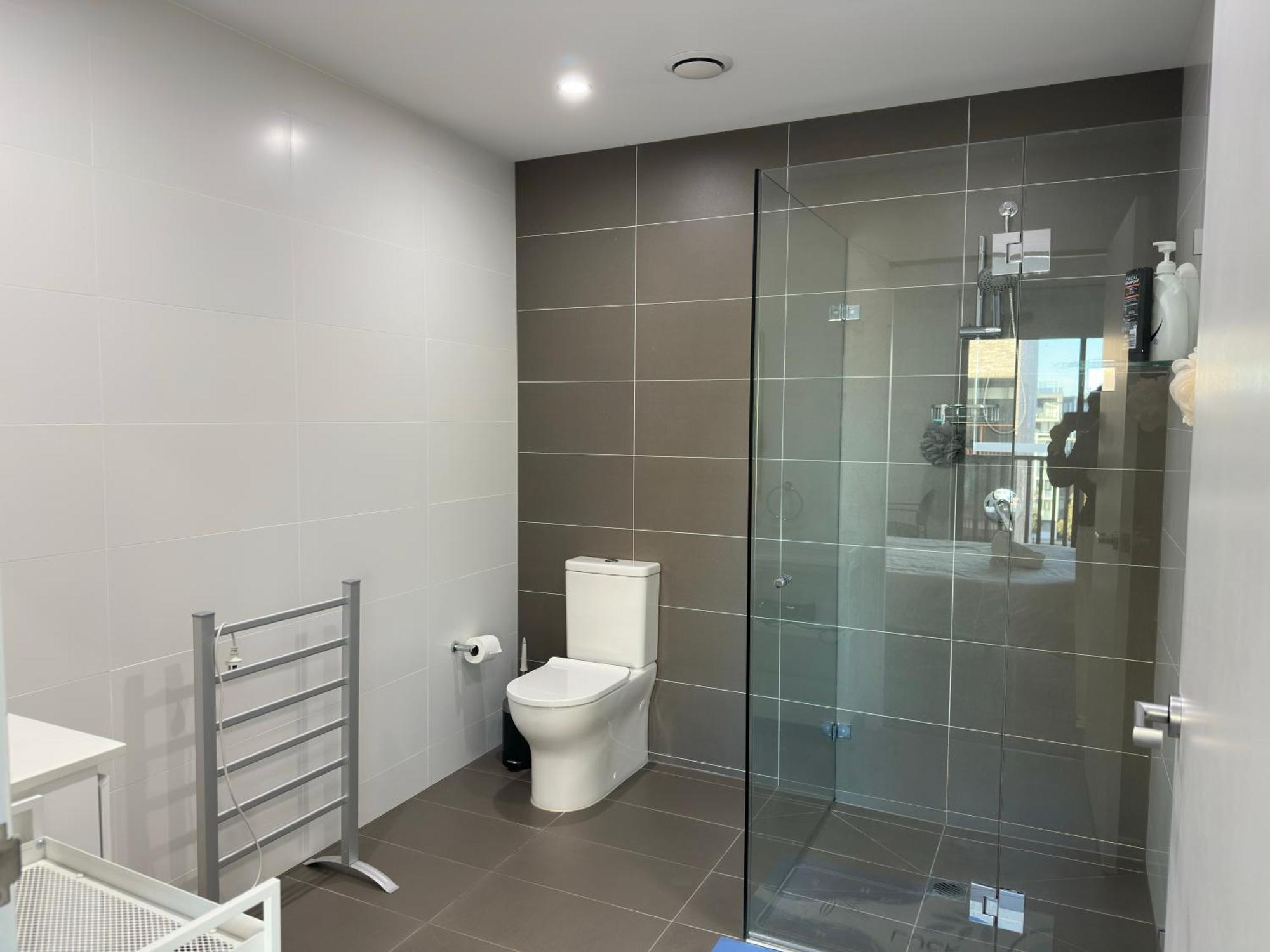 Cosy 3-bedroom With 3 Double Bed With Great Location At Rosebery Sydney