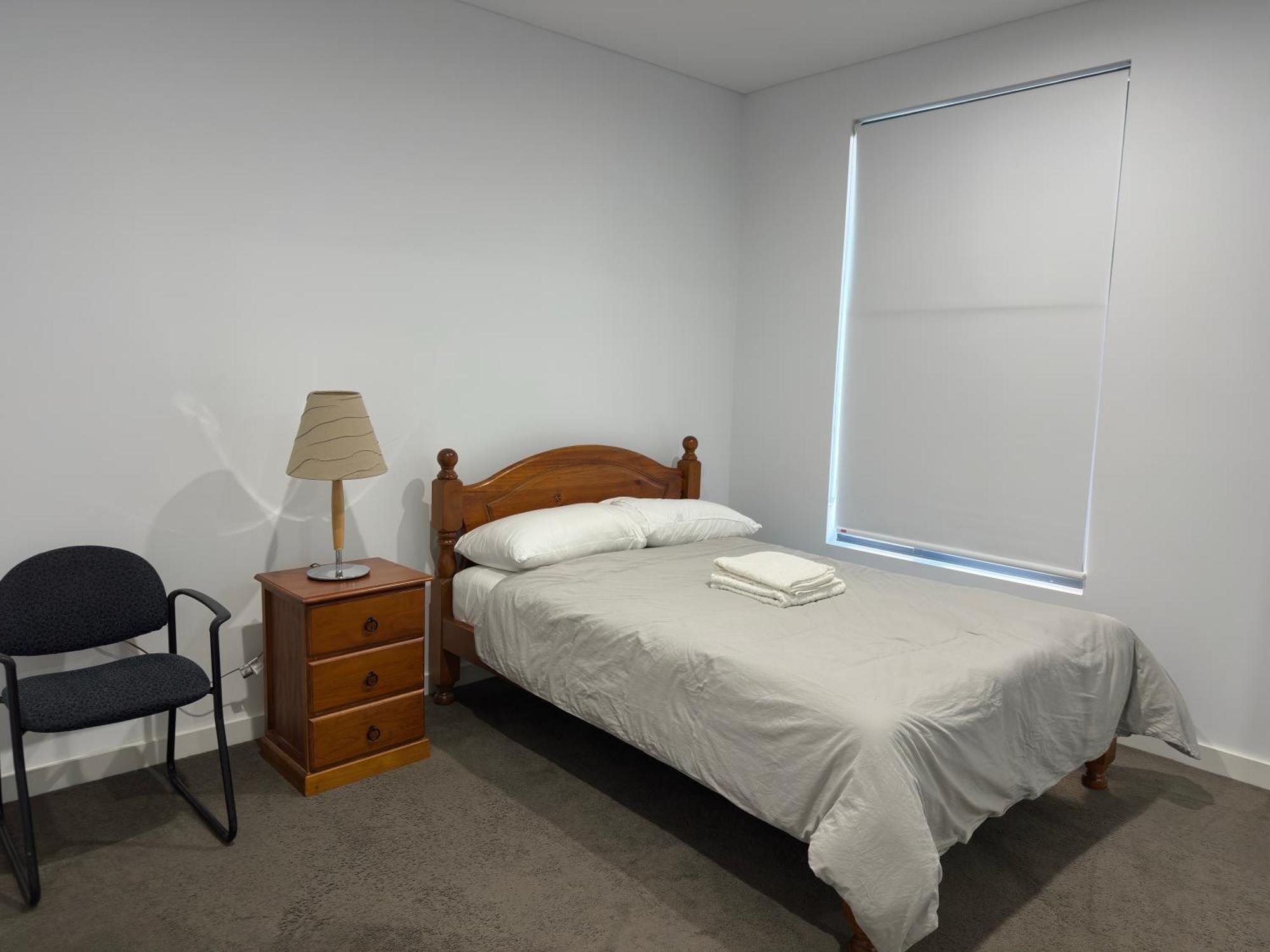 Cosy 3-bedroom With 3 Double Bed With Great Location At Rosebery *